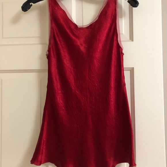 Top - Picture 2 of 2